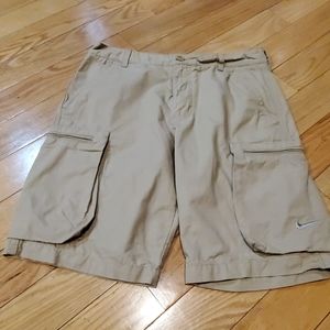 Nike cargo shorts sz 30 /#54